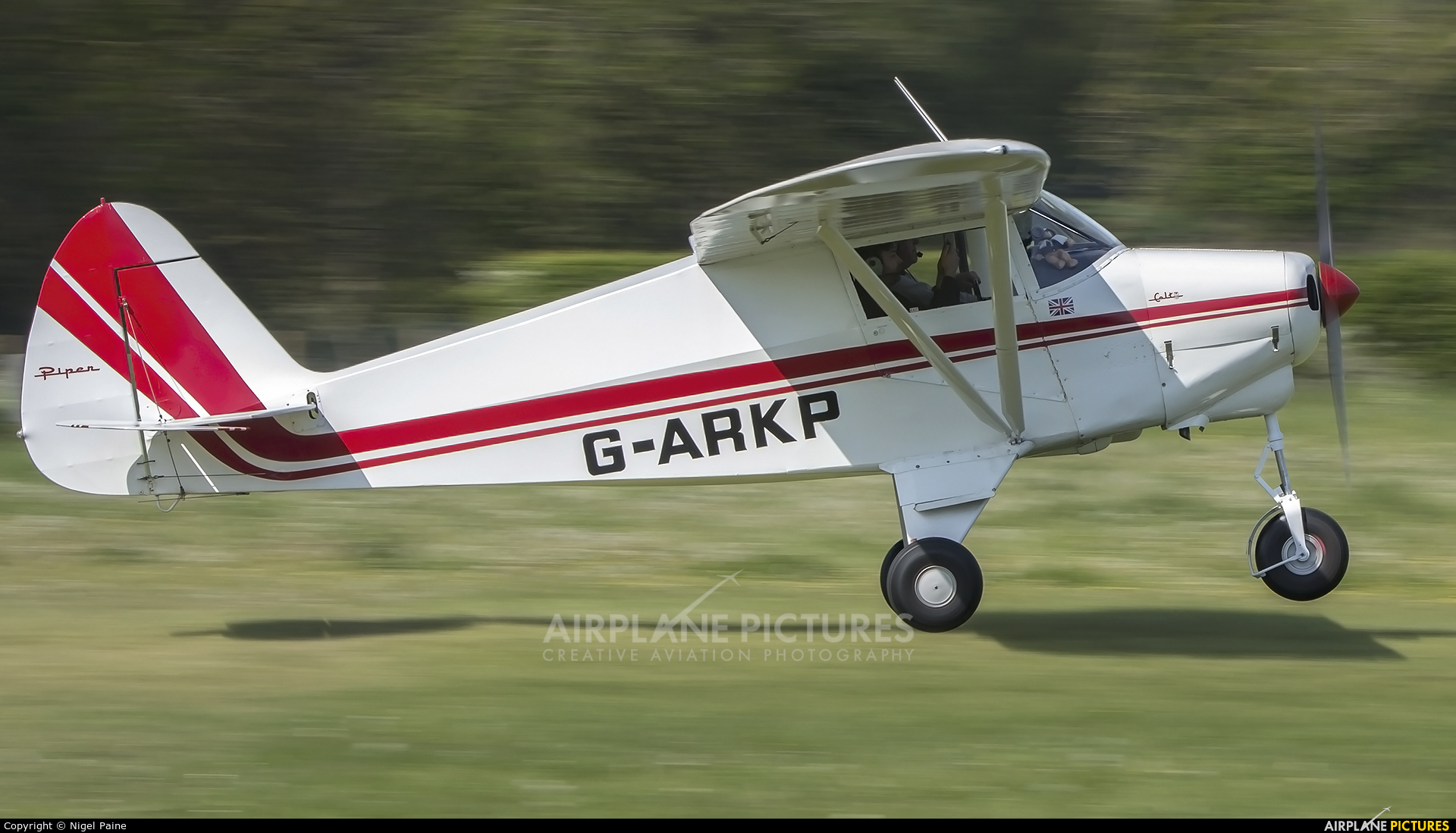 Private G-ARKP aircraft at Lashenden / Headcorn