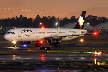 XA-VLT - Volaris Airbus A321
