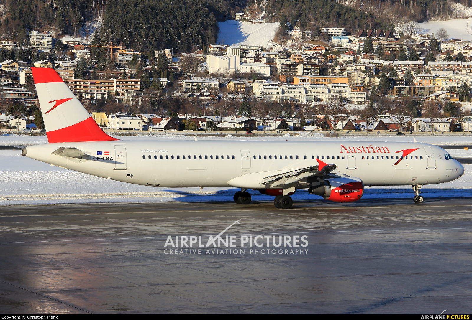 Austrian Airlines/Arrows/Tyrolean OE-LBA aircraft at Innsbruck