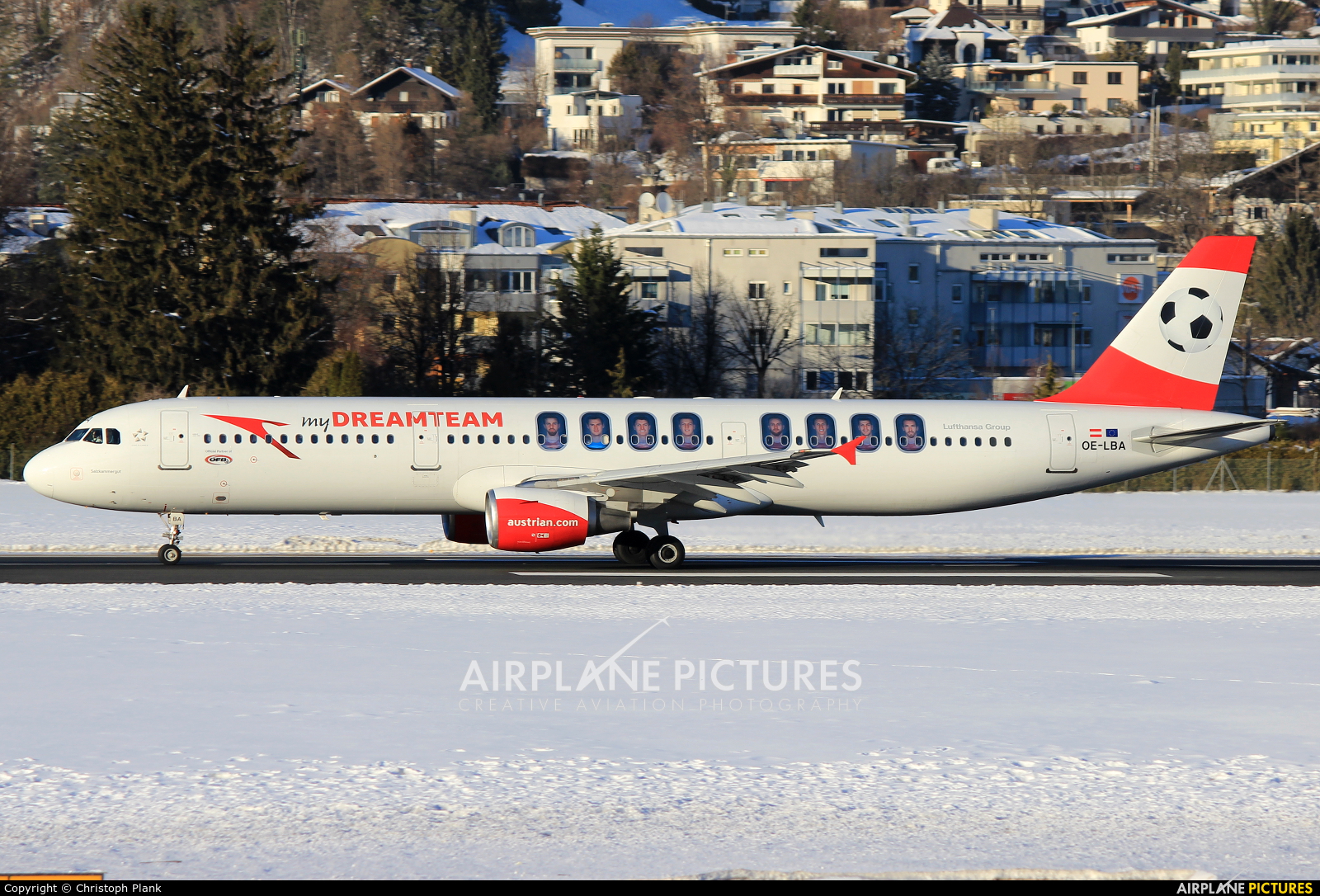 Austrian Airlines/Arrows/Tyrolean OE-LBA aircraft at Innsbruck
