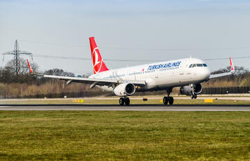 TC-JTA - Turkish Airlines Airbus A321
