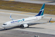 WestJet Airlines C-FYBK image