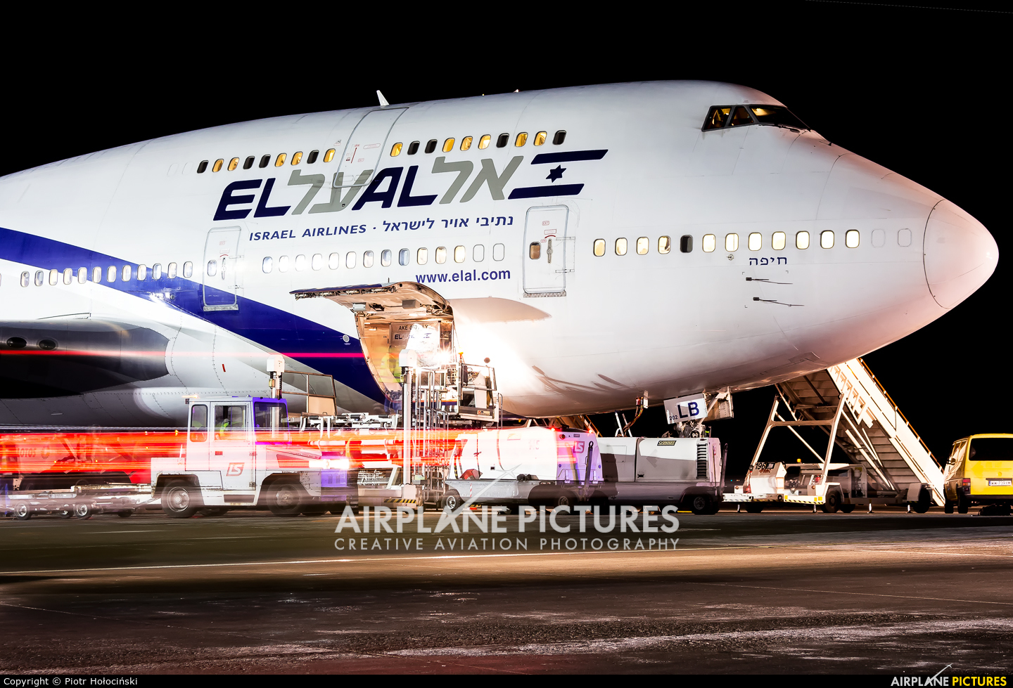 El Al Israel Airlines 4X-ELB aircraft at Katowice - Pyrzowice