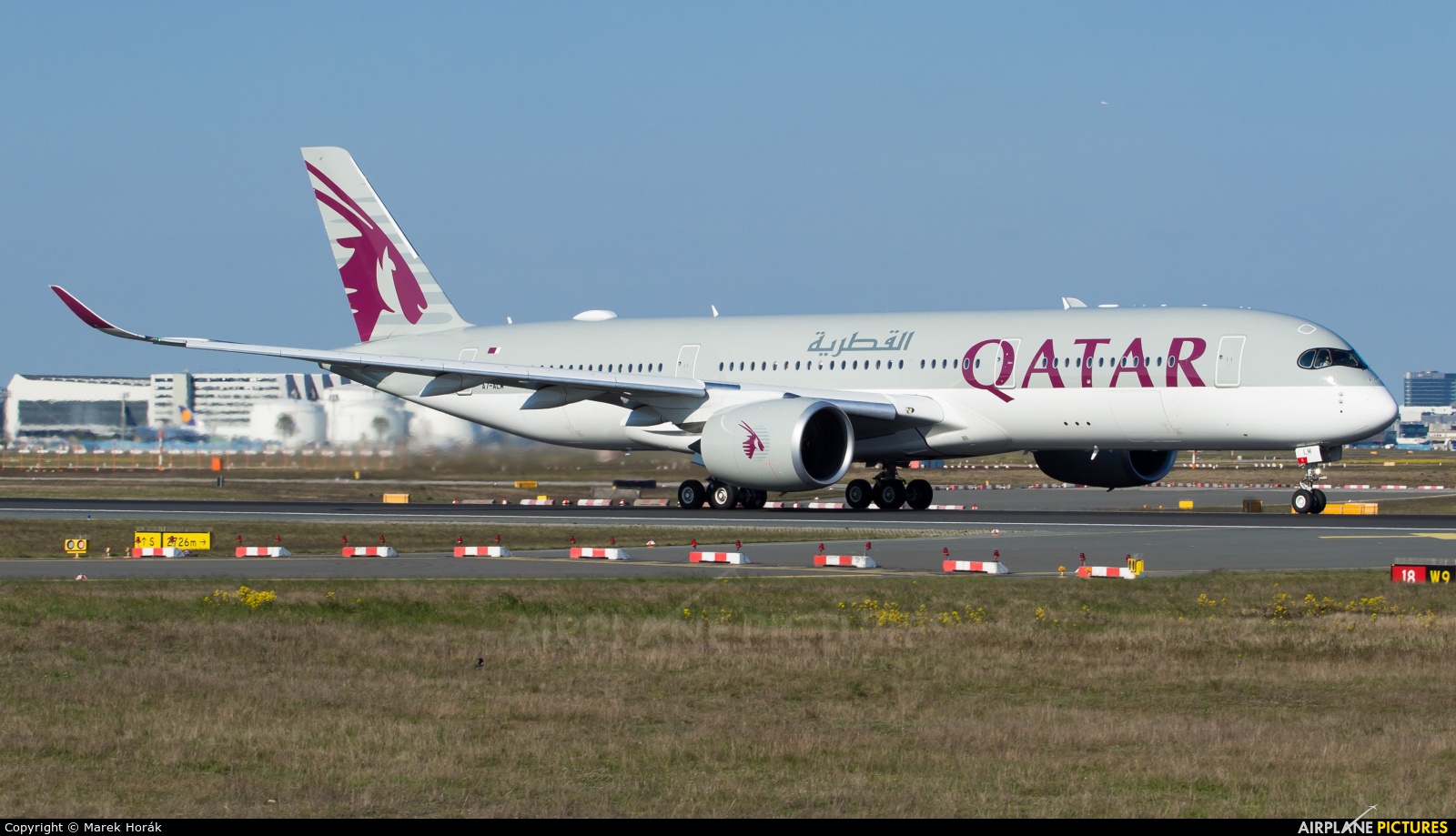 Qatar Airways A7-ALM aircraft at Frankfurt