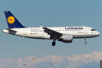D-AIBH - Lufthansa Airbus A319