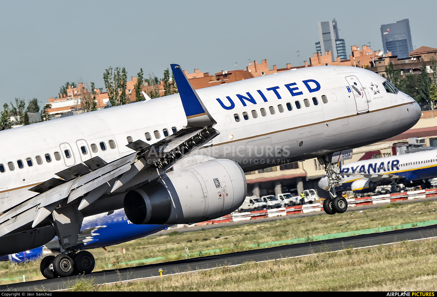 United Airlines N17126 aircraft at Madrid - Barajas
