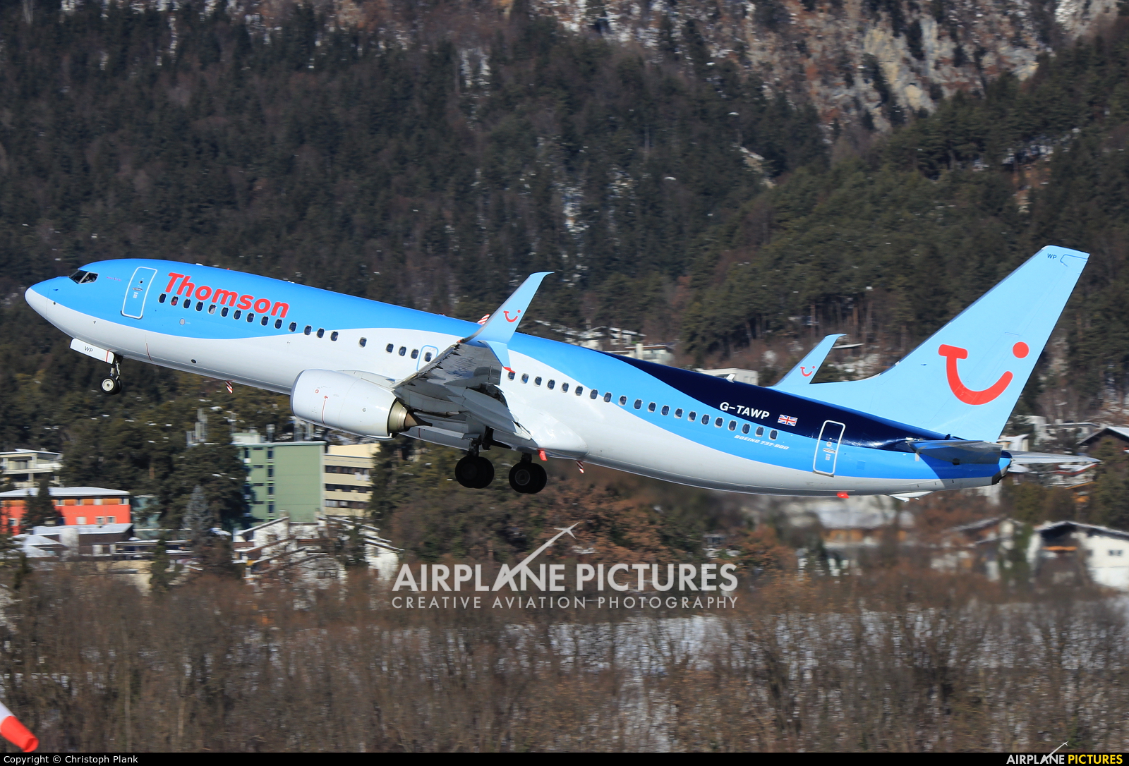 Thomson/Thomsonfly G-TAWP aircraft at Innsbruck