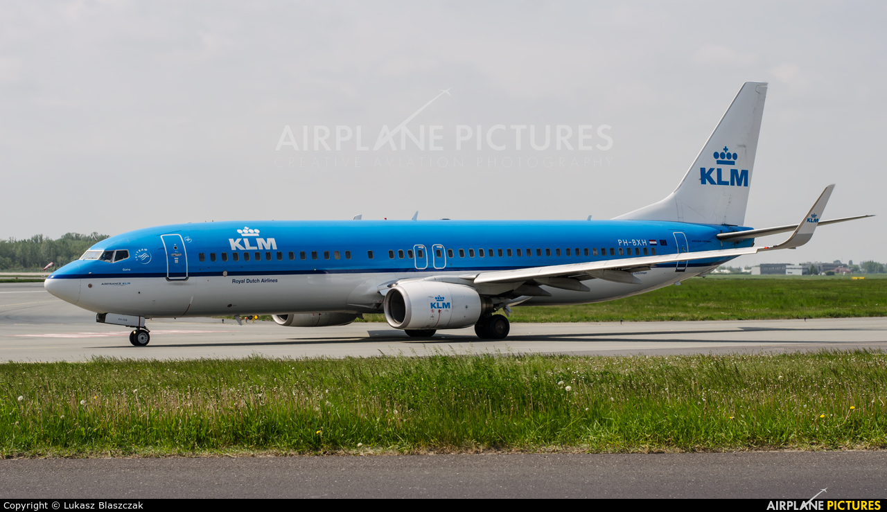 KLM PH-BXH aircraft at Warsaw - Frederic Chopin