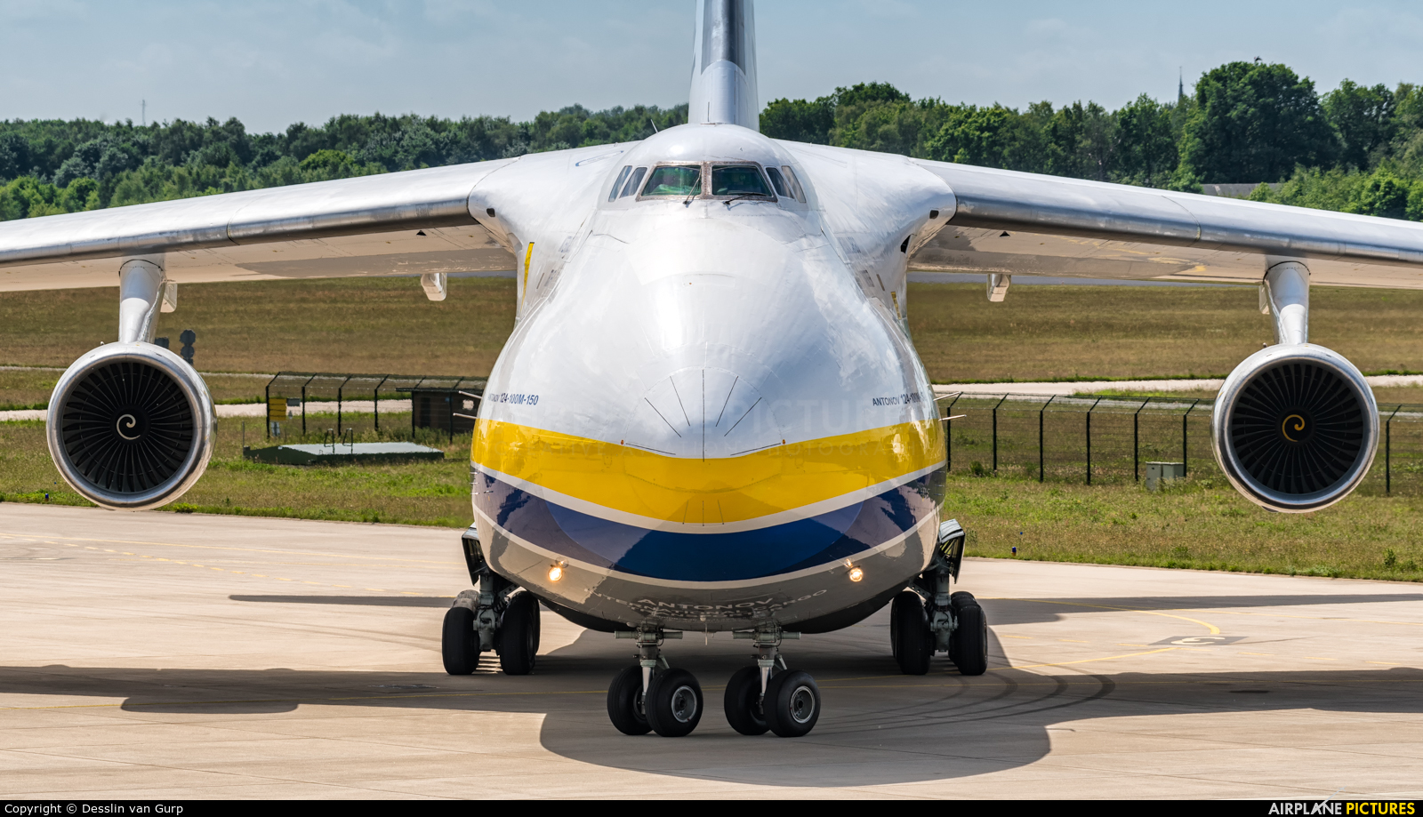 Antonov Airlines /  Design Bureau UR-82009 aircraft at Eindhoven