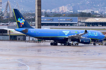PR-AIT - Azul Linhas Aéreas Airbus A330-200