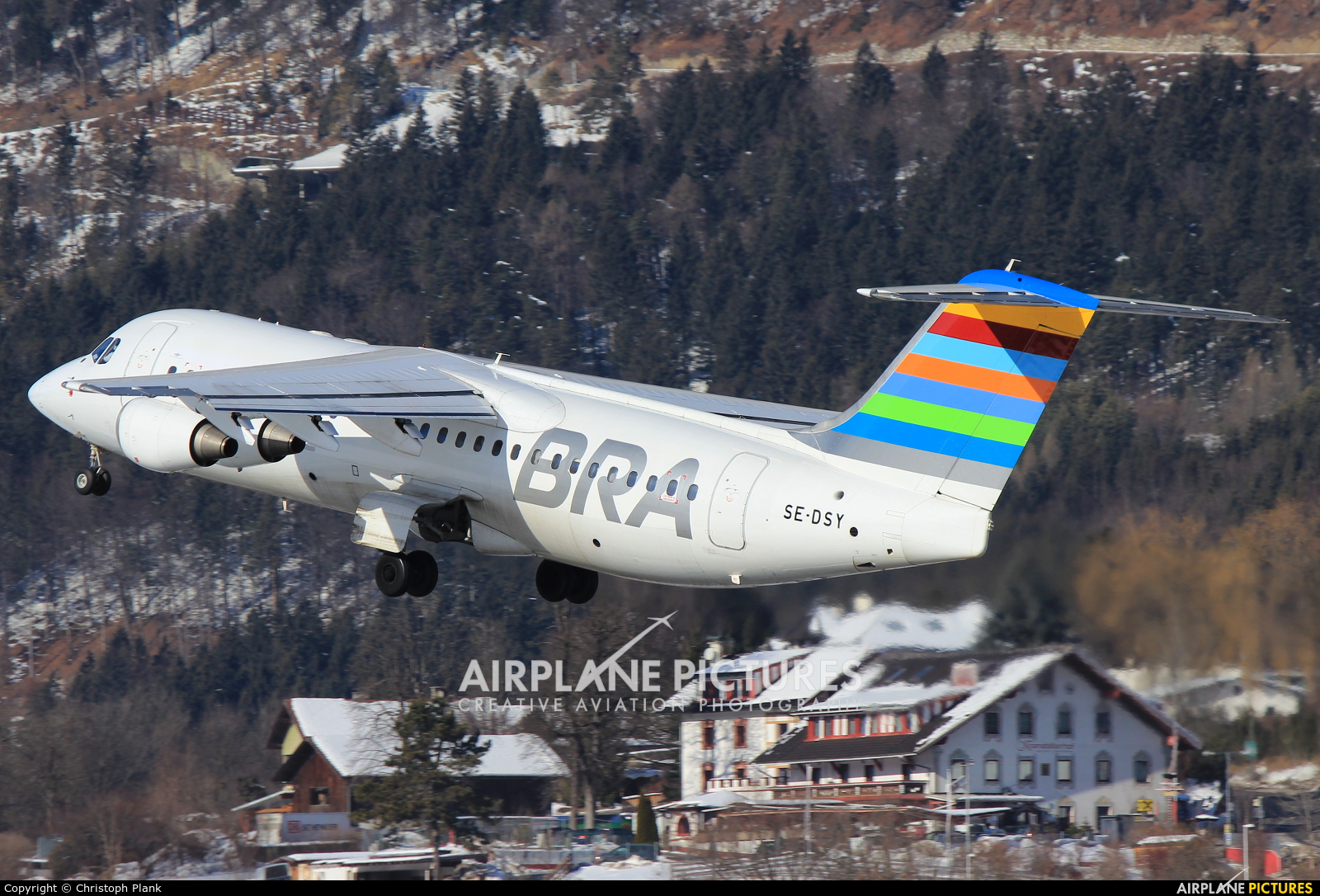 BRA (Sweden) SE-DSY aircraft at Innsbruck