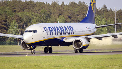 EI-DPW - Ryanair Boeing 737-800