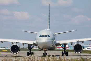 A7-ACH - Qatar Airways Airbus A330-200