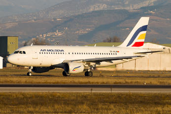 ER-AXL - Air Moldova Airbus A319
