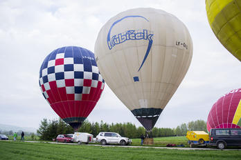 LY-ORG - Private Kubicek Baloons N