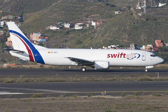 EC-MCI - Swiftair Boeing 737-400F