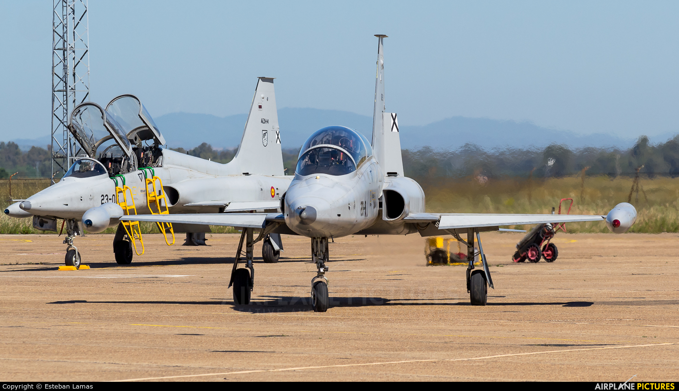 Spain - Air Force AE.9-030 aircraft at Badajoz/ Talavera la Real Air Base