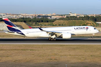 A7-AMB - LATAM Airbus A350-900