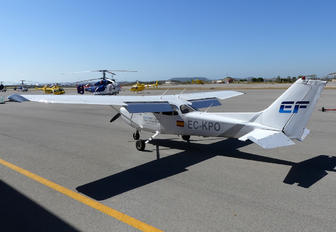 EC-KPO - European Flight Service Cessna 172 Skyhawk (all models except RG)