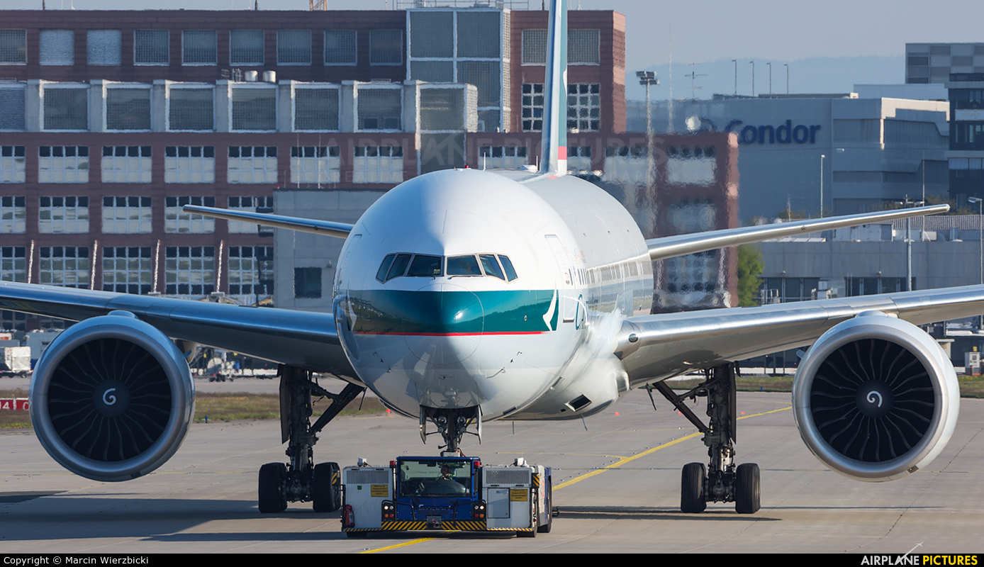 Cathay Pacific B-KQM aircraft at Frankfurt