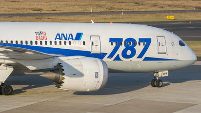 JA814A - ANA - All Nippon Airways Boeing 787-8 Dreamliner