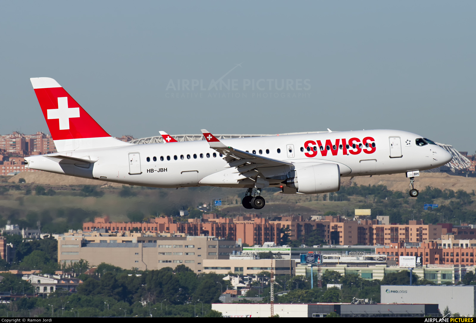 Swiss HB-JBH aircraft at Madrid - Barajas