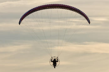 - - Private Dudek Paragliders Synthesis-2