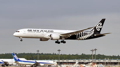 ZK-NZJ - Air New Zealand Boeing 787-9 Dreamliner