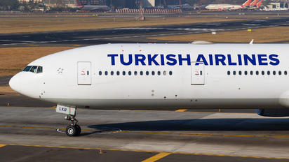 TC-LKB - Turkish Airlines Boeing 777-300ER