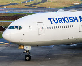 TC-LKC - Turkish Airlines Boeing 777-300ER