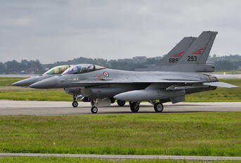 293 - Norway - Royal Norwegian Air Force General Dynamics F-16AM Fighting Falcon