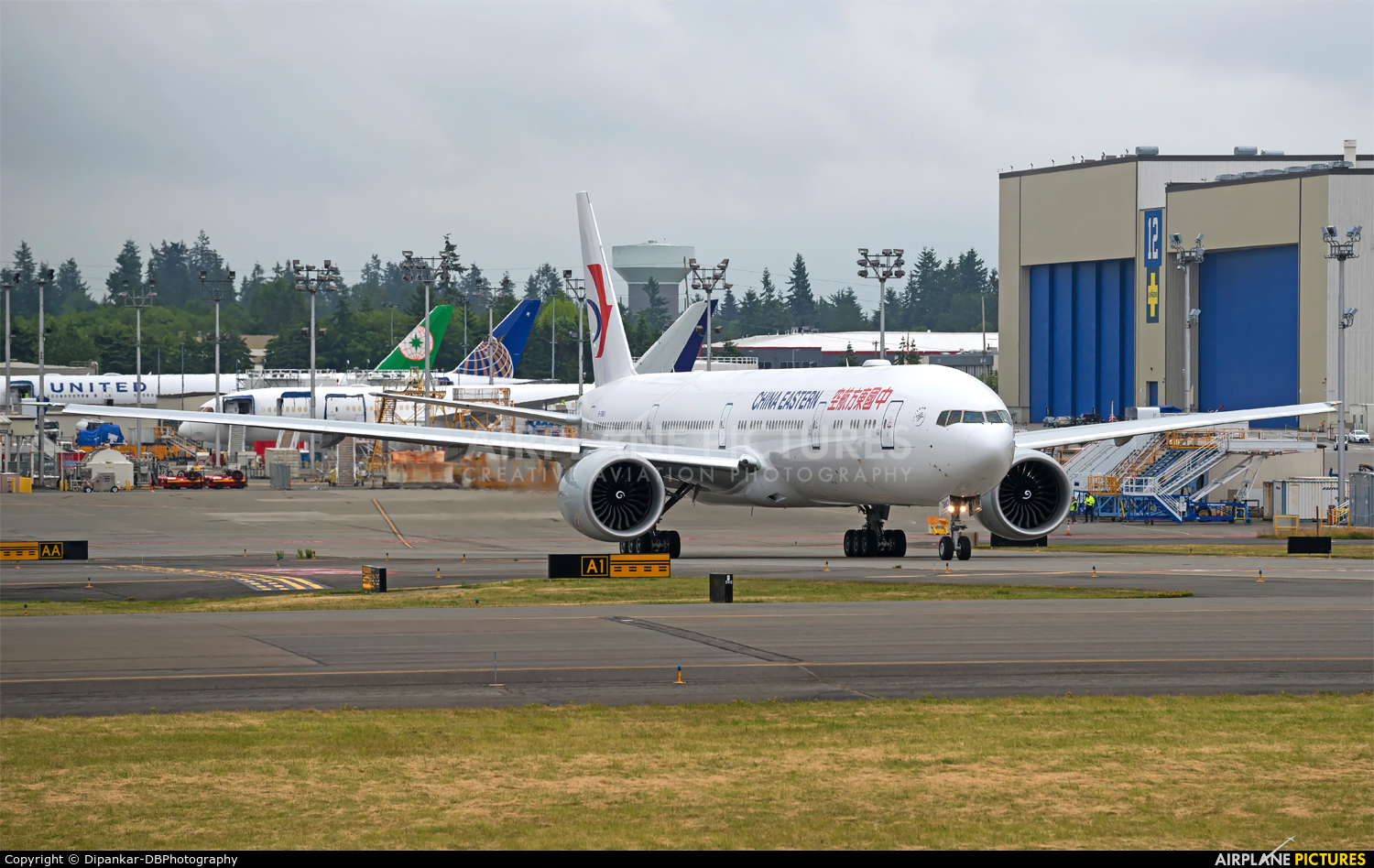 China Eastern Airlines B-7883 aircraft at Everett - Snohomish County / Paine Field