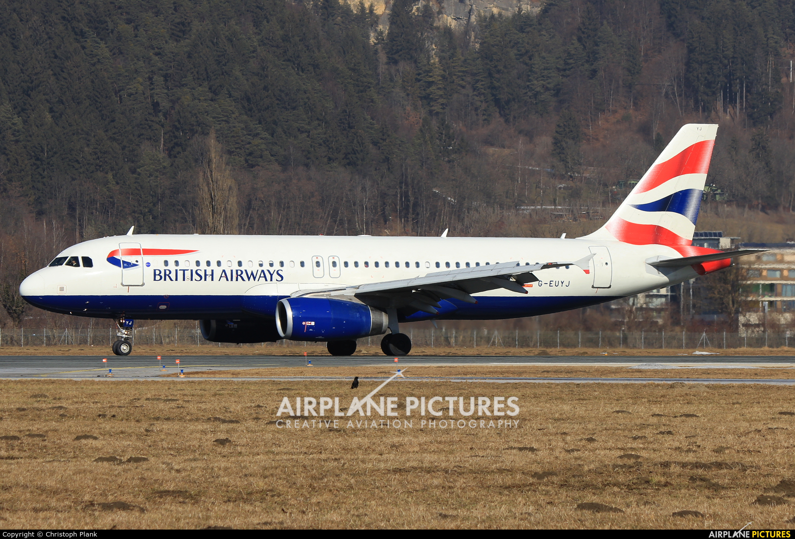 British Airways G-EUYJ aircraft at Innsbruck