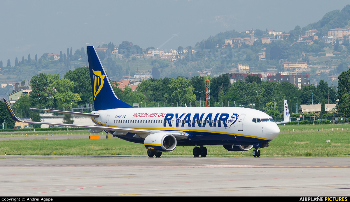 Ryanair EI-EVF aircraft at Bergamo - Orio al Serio