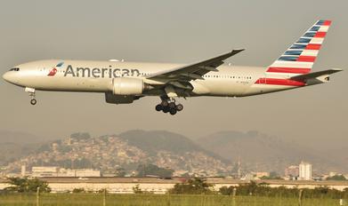 N760AN - American Airlines Boeing 777-200ER