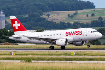 HB-IPX - Swiss Airbus A319