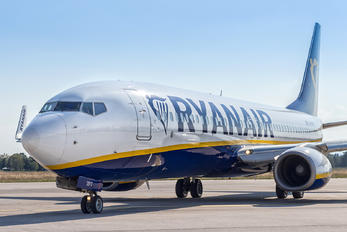 EI-DPT - Ryanair Boeing 737-800