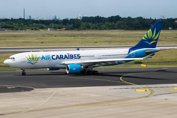 F-HHUB - Air Caraibes Airbus A330-200