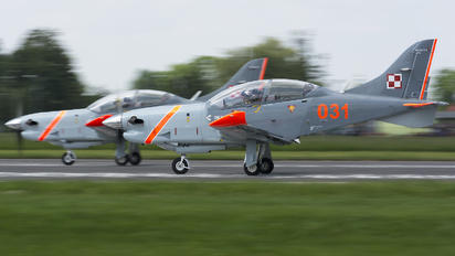 031 - Poland - Air Force "Orlik Acrobatic Group" PZL 130 Orlik TC-1 / 2