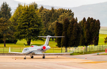 N1459A - Private Gulfstream Aerospace G-IV,  G-IV-SP, G-IV-X, G300, G350, G400, G450