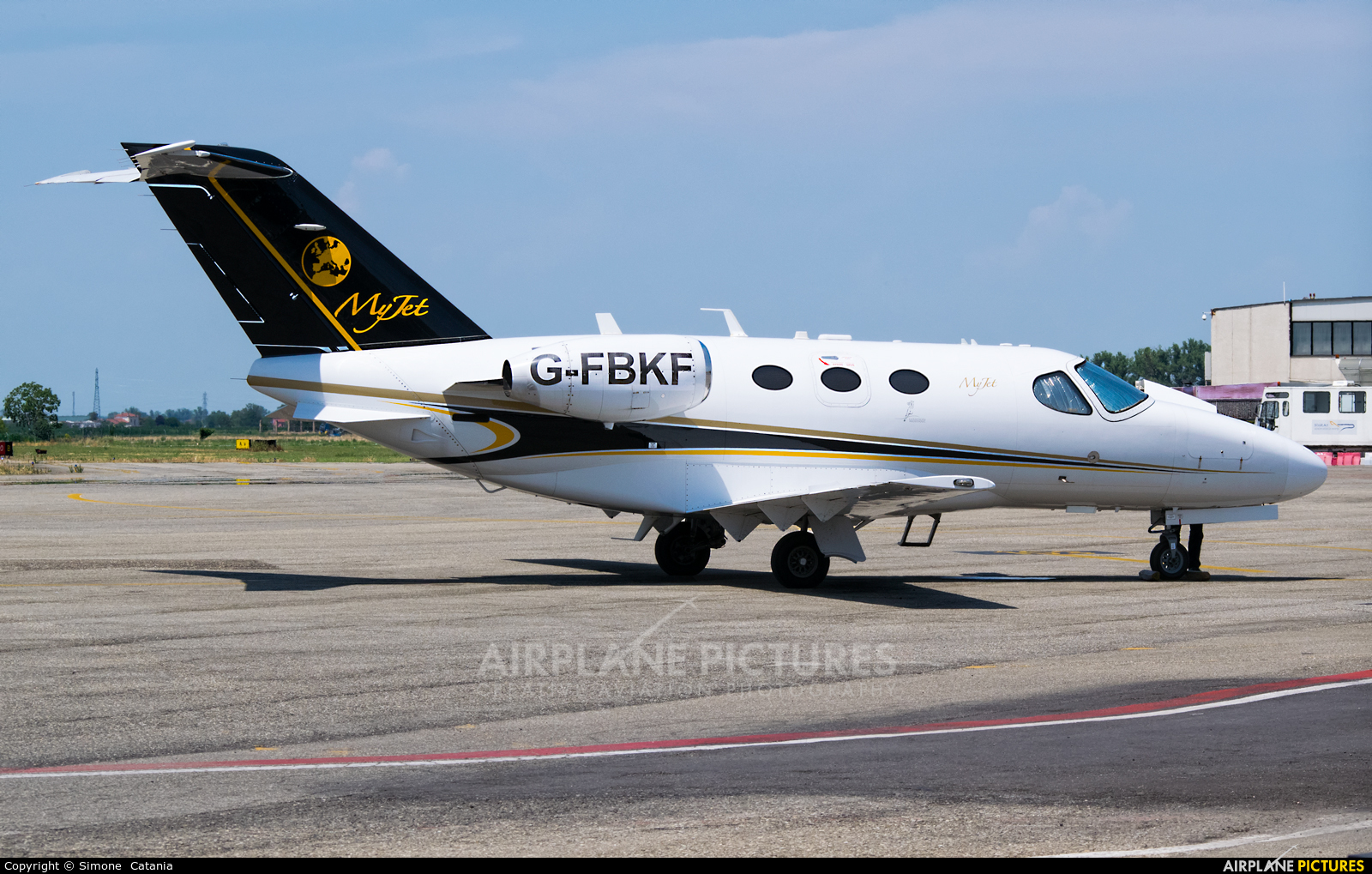 Private G-FBKF aircraft at Parma
