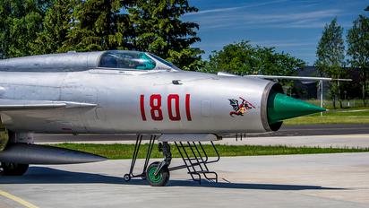 1801 - Poland - Air Force Mikoyan-Gurevich MiG-21PF