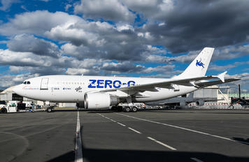F-WNOV - Noverspace - Zero G Airbus A310
