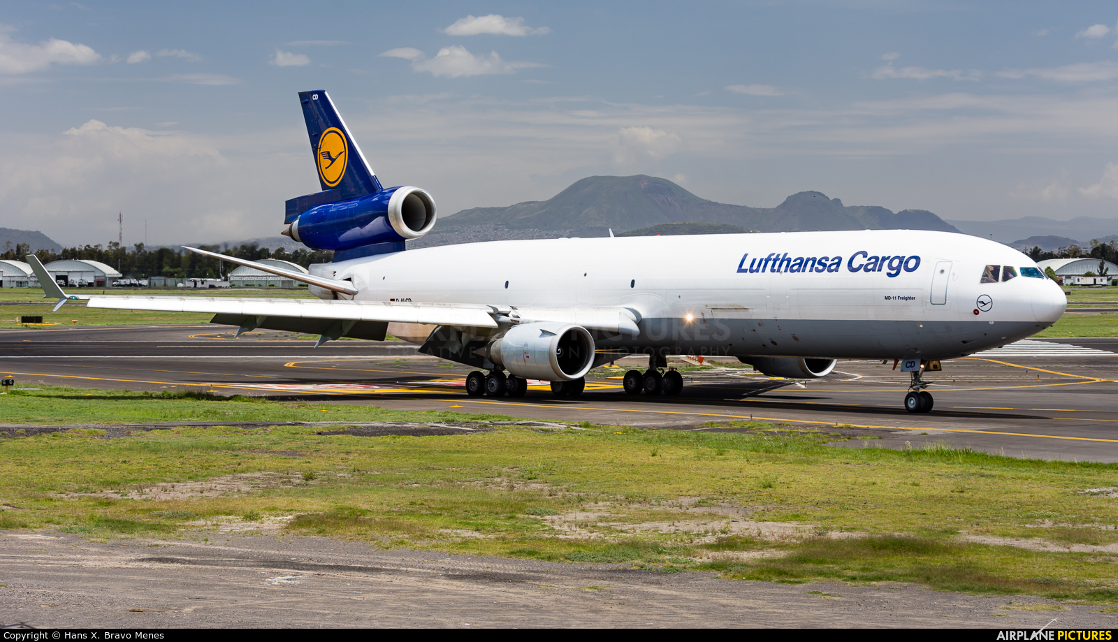 Lufthansa Cargo D-ALCD aircraft at Mexico City - Licenciado Benito Juarez Intl