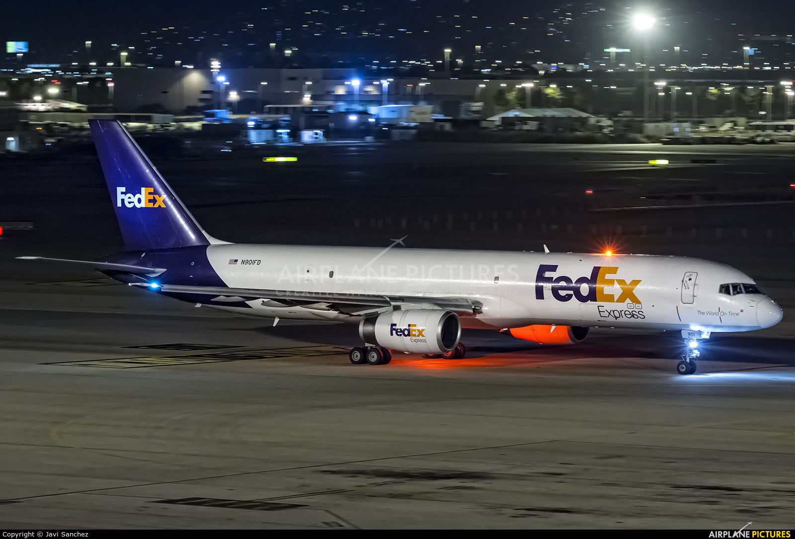 FedEx Federal Express N901FD aircraft at Barcelona - El Prat