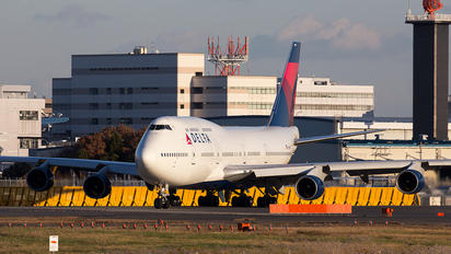 N665US - Delta Air Lines Boeing 747-400