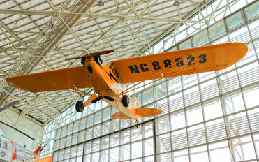 NC88023 - Museum of Flight Foundation Piper J3 Cub
