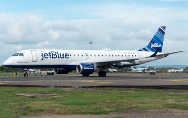 N334JB - JetBlue Airways Embraer ERJ-190 (190-100)