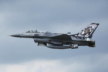 FB-24 - Belgium - Air Force General Dynamics F-16BM Fighting Falcon