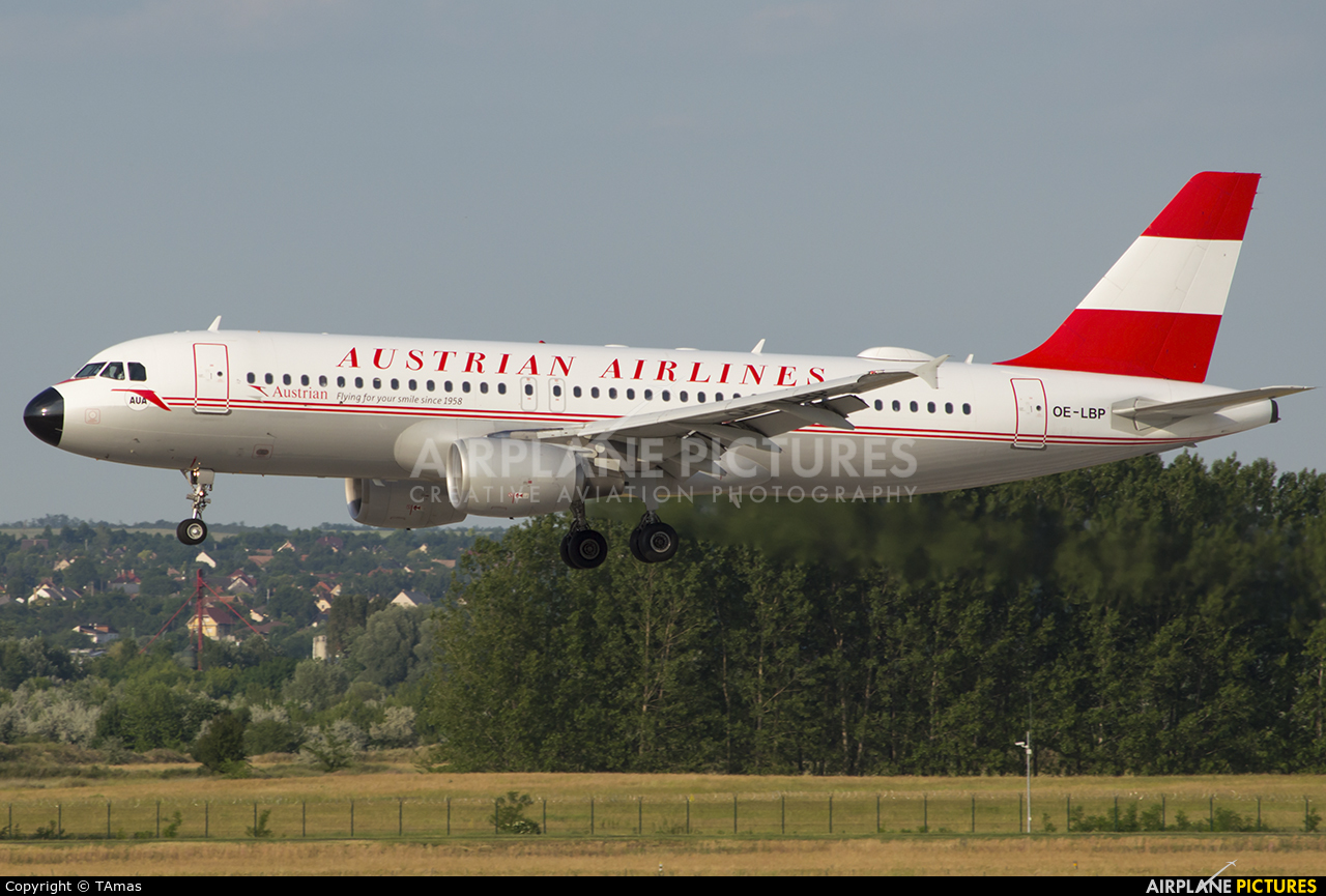 Austrian Airlines/Arrows/Tyrolean OE-LBP aircraft at Budapest Ferenc Liszt International Airport